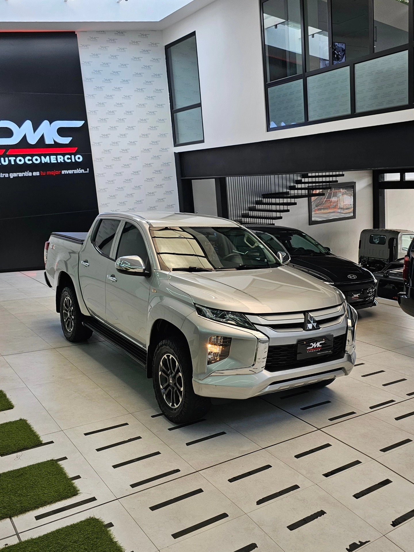 MITSUBISHI L200 GLX FULL AC 2.4 4X4 DIESEL