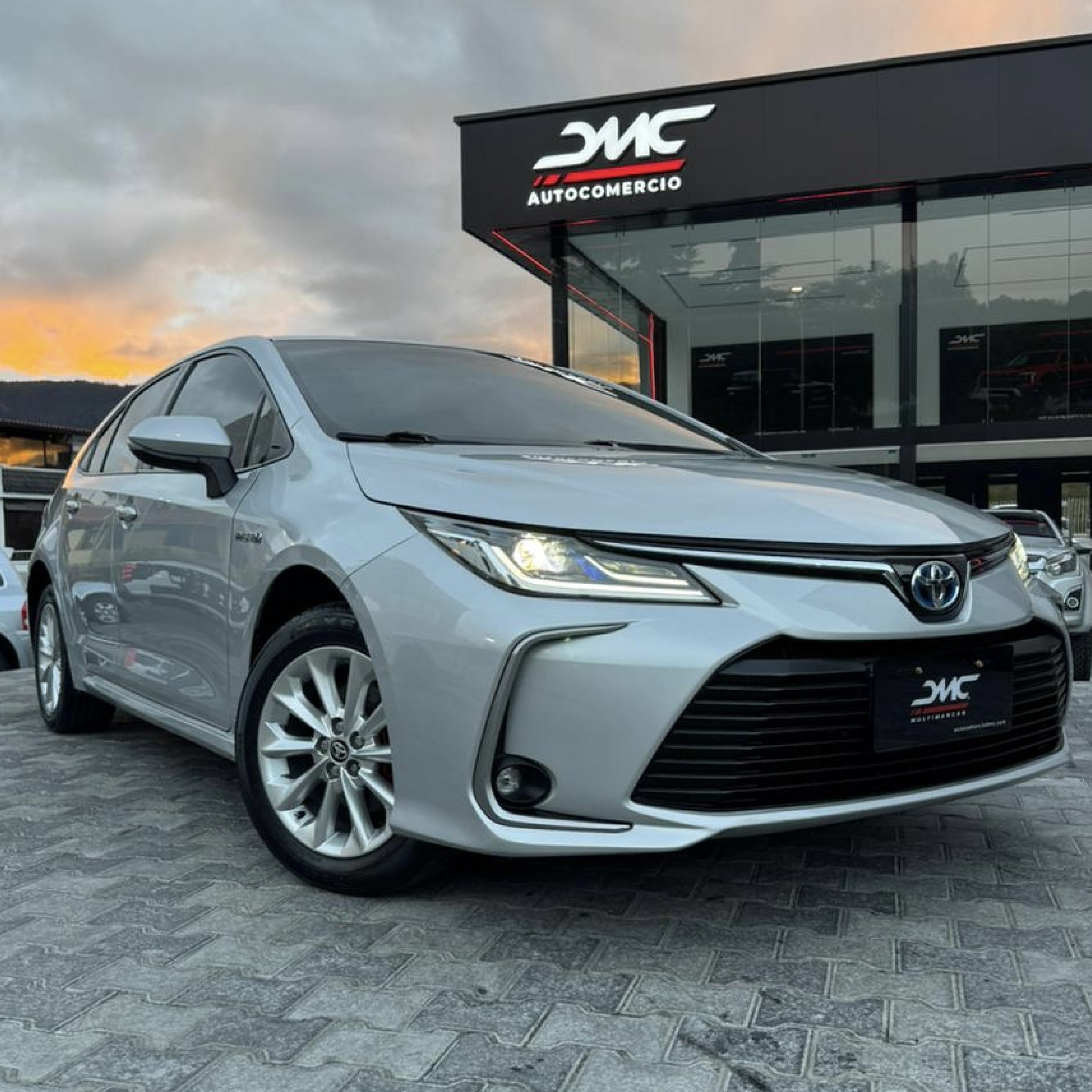 TOYOTA COROLLA FULL EDITION 1.8 HYBRID TA