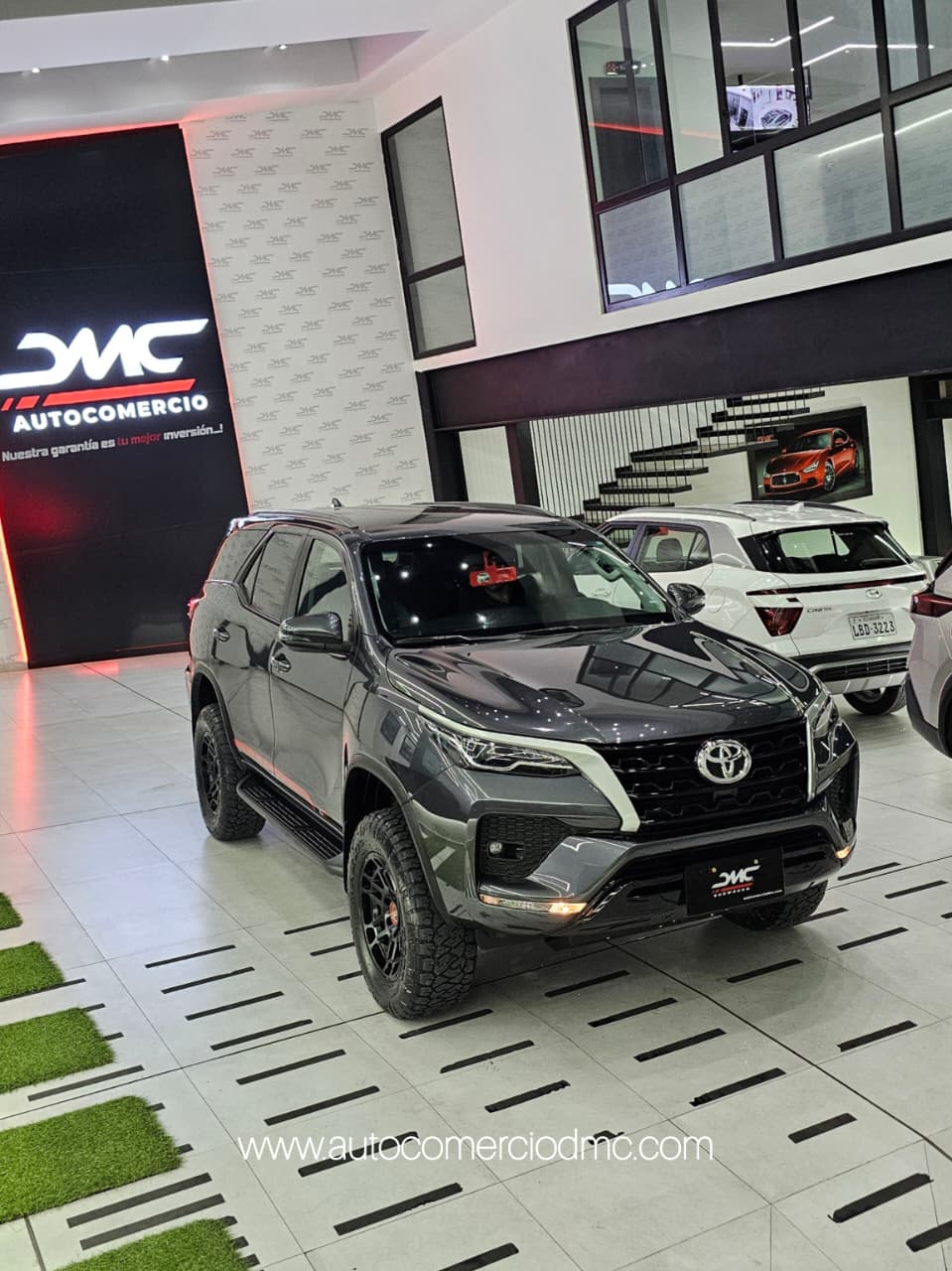 TOYOTA NEW FORTUNER ISS PRO 2.7 4X4 TA